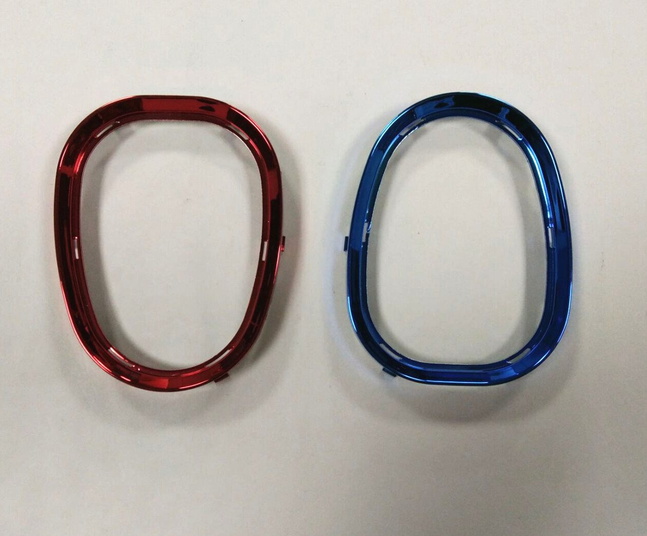 רҵ�ܽ���Ʒ���õ�졢��ɫ